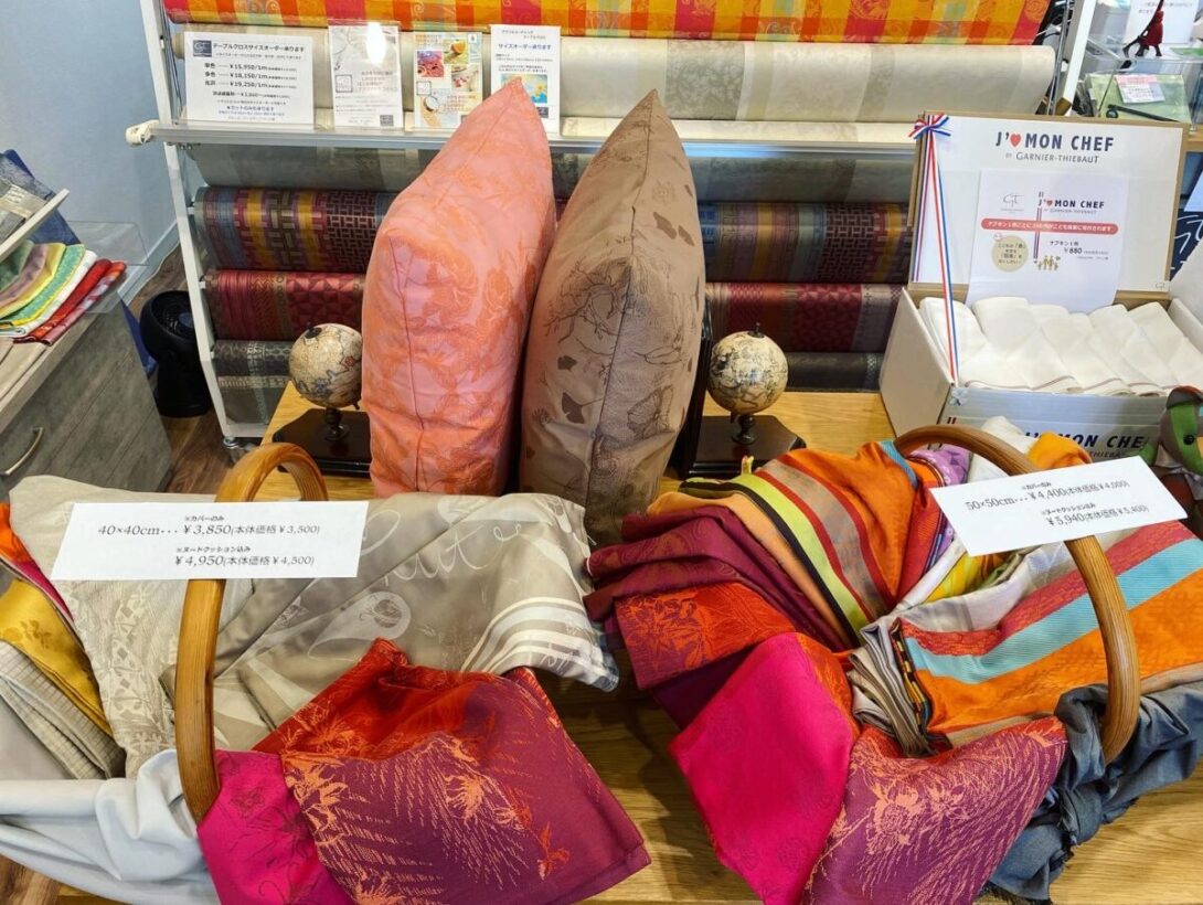 Garnier Thiebaut ガルニエ・ティエボー クッションセール